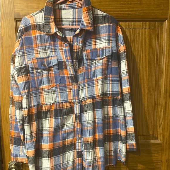 Plaid Snap closure shacket - Picture 1 of 4